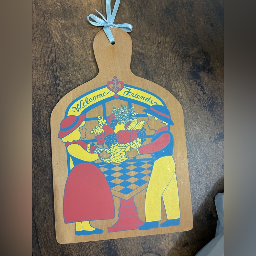 Vintage Cottage Core Wooden Wall Hanging - Picture 1 of 7